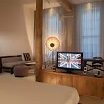 Loft 523 Hotel 4*