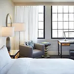Renaissance Arts Warehouse District Hotel 4*