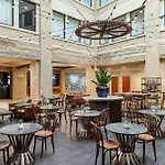 Renaissance Arts Warehouse District Hotel