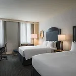 Hotel Renaissance Arts Warehouse District 4*