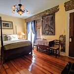 Bed & Breakfast Parisian Courtyard 3*