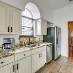 Peaceful 4Br Home - Yard, Family Comforts