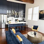 Bed & Breakfast Luxury Spacious - 3 Block Walk To French Quarter *