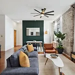 Stylish Industrial Loft In Warehouse District * New Orleans