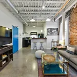 Warehouse District Intimate One Bedroom