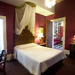 New Orleans Guest House