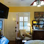 Inn The Blue60 Marigny Inn 3*