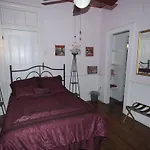 The Burgundy 3* New Orleans