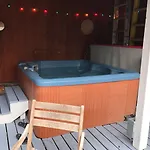The Burgundy Bed & Breakfast 3*
