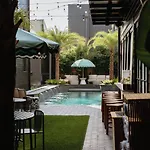 Inn The Prytania Oaks 2*