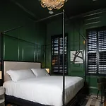 Inn The Prytania Oaks 2*