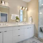 New Construction Elegant Holiday home *