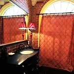 The Olivier House Hotel
