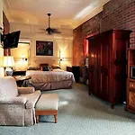 The Olivier House Hotel