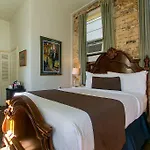 Hotel Lafitte & Bar 3*