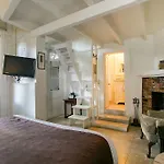 Hotel Lafitte & Bar 3*