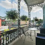 Hotel Lafitte & Bar