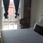 Hotel Lafitte & Bar