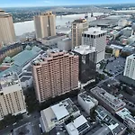 Hotel De L\'Eau Vive