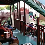 Hostel Site 61 *