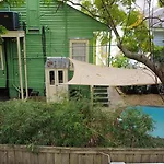 Ursulines Colorful Historic Home Near French Qtr