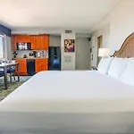 Club Wyndham Avenue Plaza Resort New Orleans