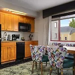 Club Wyndham Avenue Plaza 3*