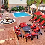 Club Wyndham Avenue Plaza Resort
