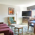 Club Wyndham Avenue Plaza Resort New Orleans