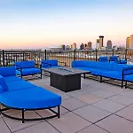 Resort Club Wyndham Avenue Plaza 3*