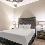 California Building Hotel 3*