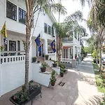 Motel Magazine Mansion 3*