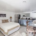 Magazine Mansion 3*