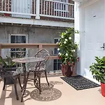 Magazine Mansion 3*