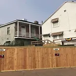 Magazine Mansion Motel 3*