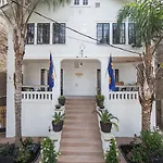 Magazine Mansion Motel New Orleans