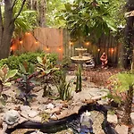 Madame Isabelle\'S House