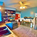 Madame Isabelle\'S House