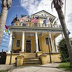 Hostel India House *