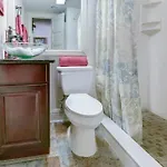 Chateau Orleans Aparthotel 3*