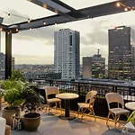 Hotel Virgin 4*