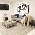 7 Br- Sleeps 15! Famous Lakefront Amazing Property!