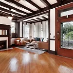 Holiday home Spacious And Elegant Family In Mid-city New Orleans