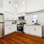 Stylish & Spacious In * New Orleans