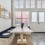 Exquisite Flat In Arts District * New Orleans