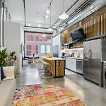 Exquisite Flat In Arts District *