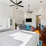 Apartment Stylish & Spacious In New Orleans