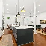 The Marigny Retreat Holiday home *