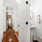 Holiday home The Marigny Retreat *