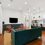 Holiday home The Marigny Retreat